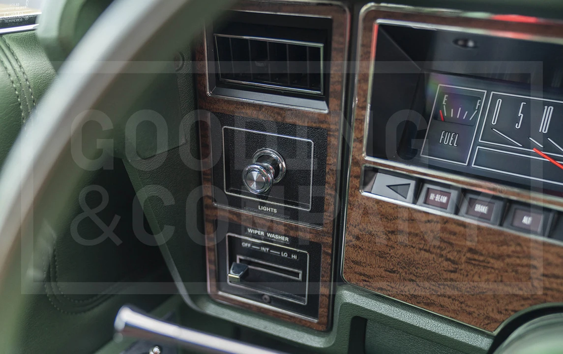 1974 Ford Country Squire - Image 9 of 18