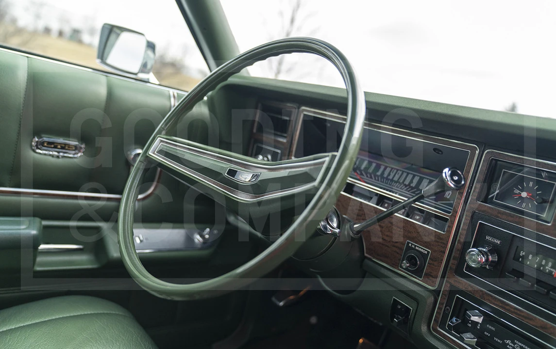 1974 Ford Country Squire - Image 6 of 18