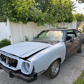 1974 Ford Mustang LX Hatchback 2D