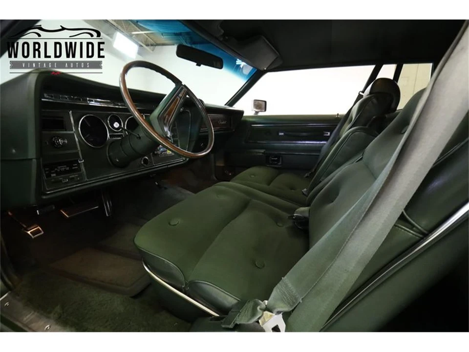 1974 Ford Thunderbird 6th Gen - Image 29 of 31