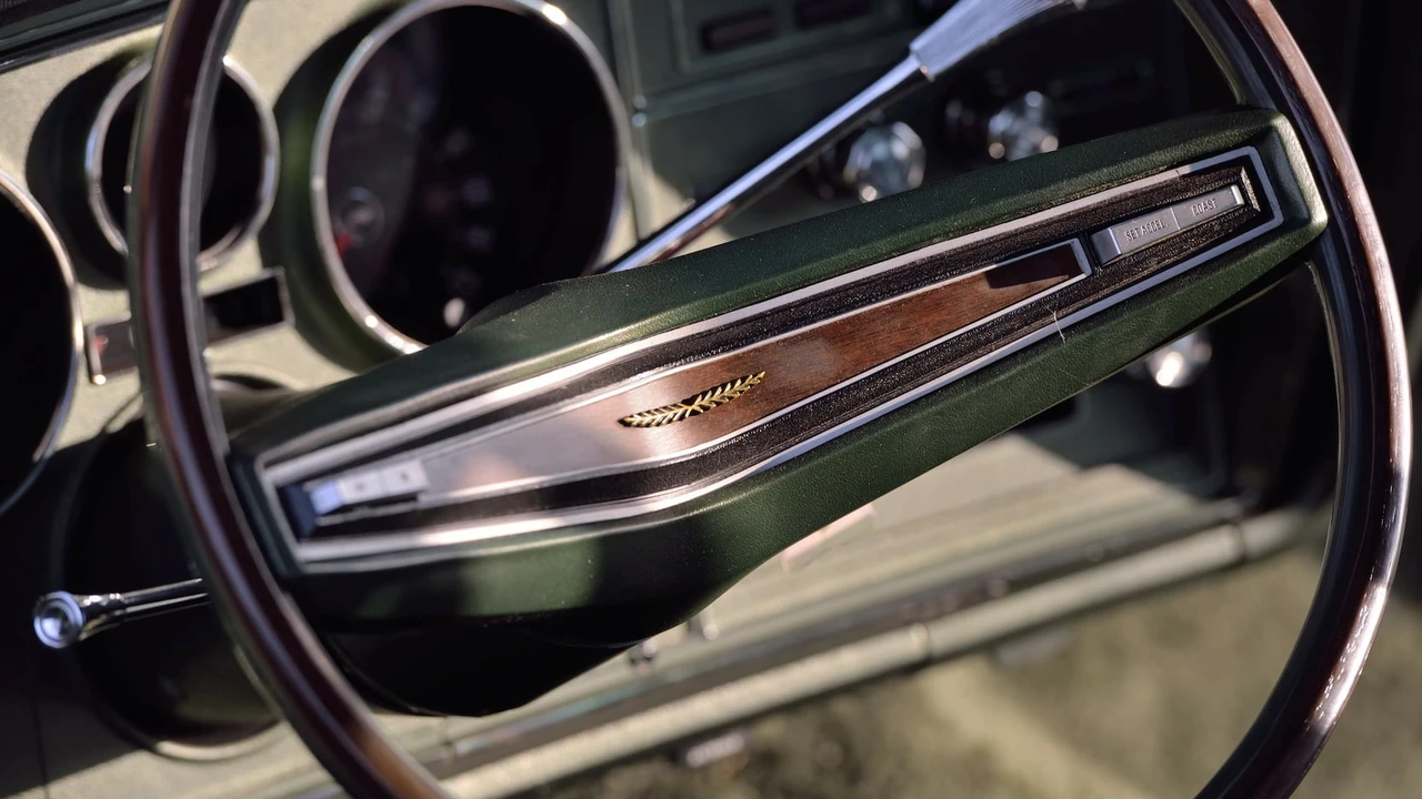 1974 Ford Thunderbird 6th Gen - Image 29 of 31