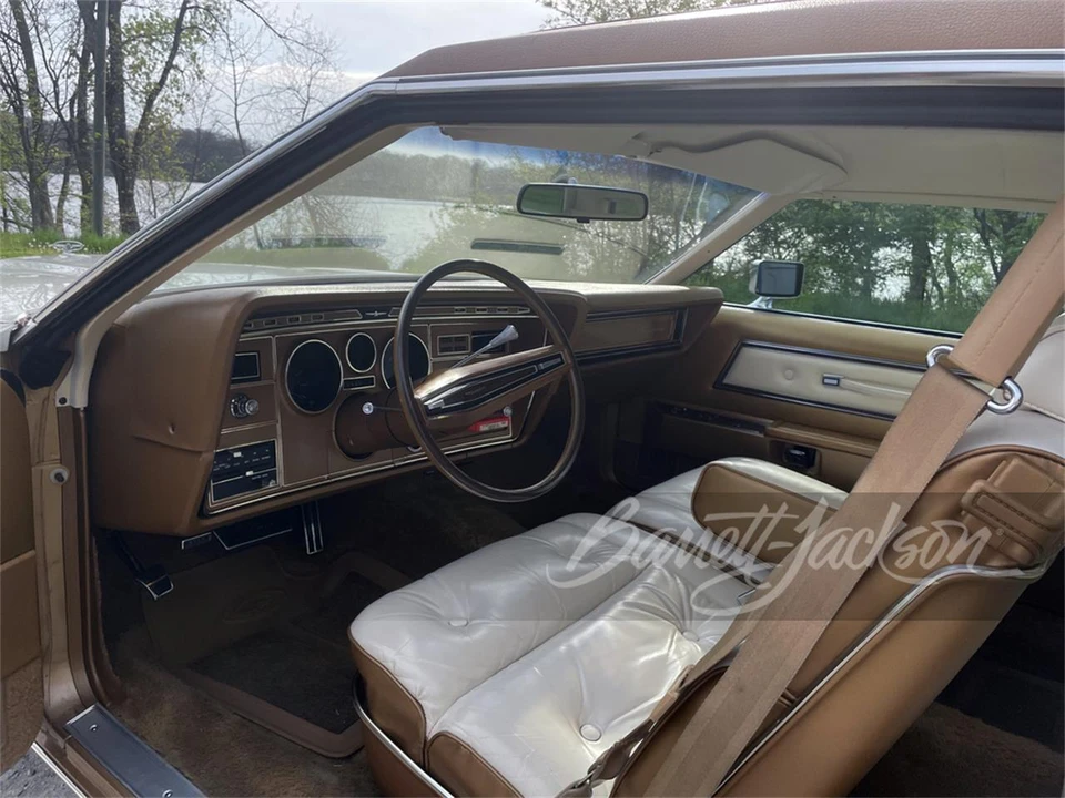 1974 Ford Thunderbird 6th Gen - Image 4 of 5