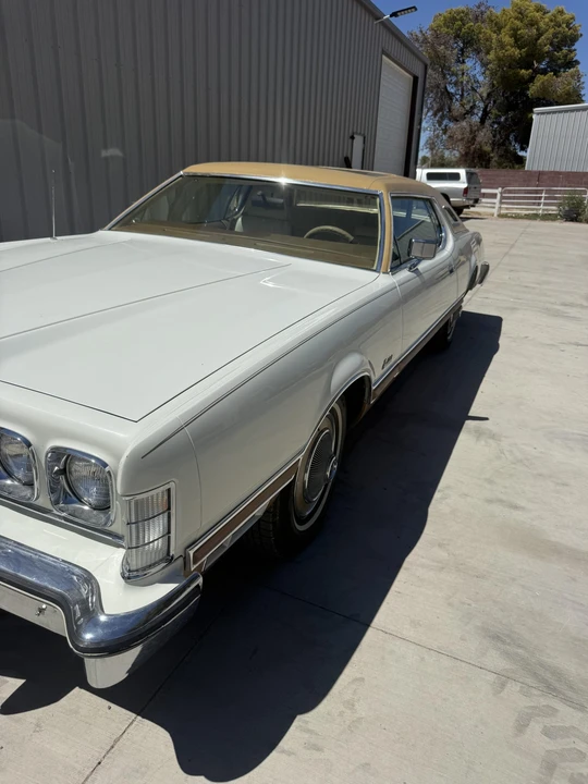 1974 Ford Thunderbird 6th Gen - Image 13 of 31