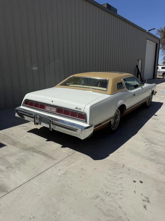 1974 Ford Thunderbird 6th Gen - Image 7 of 31