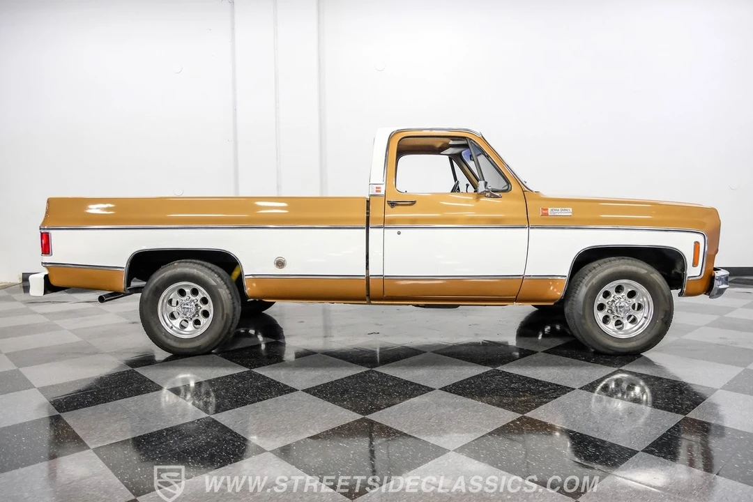 1974 GMC C/K 3rd Gen - Image 12 of 12
