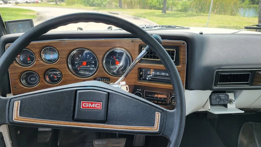 1974 GMC Jimmy 2nd Gen - Image 5 of 11