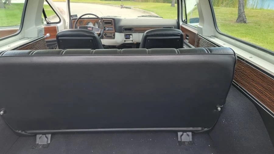 1974 GMC Jimmy 2nd Gen - Image 10 of 11