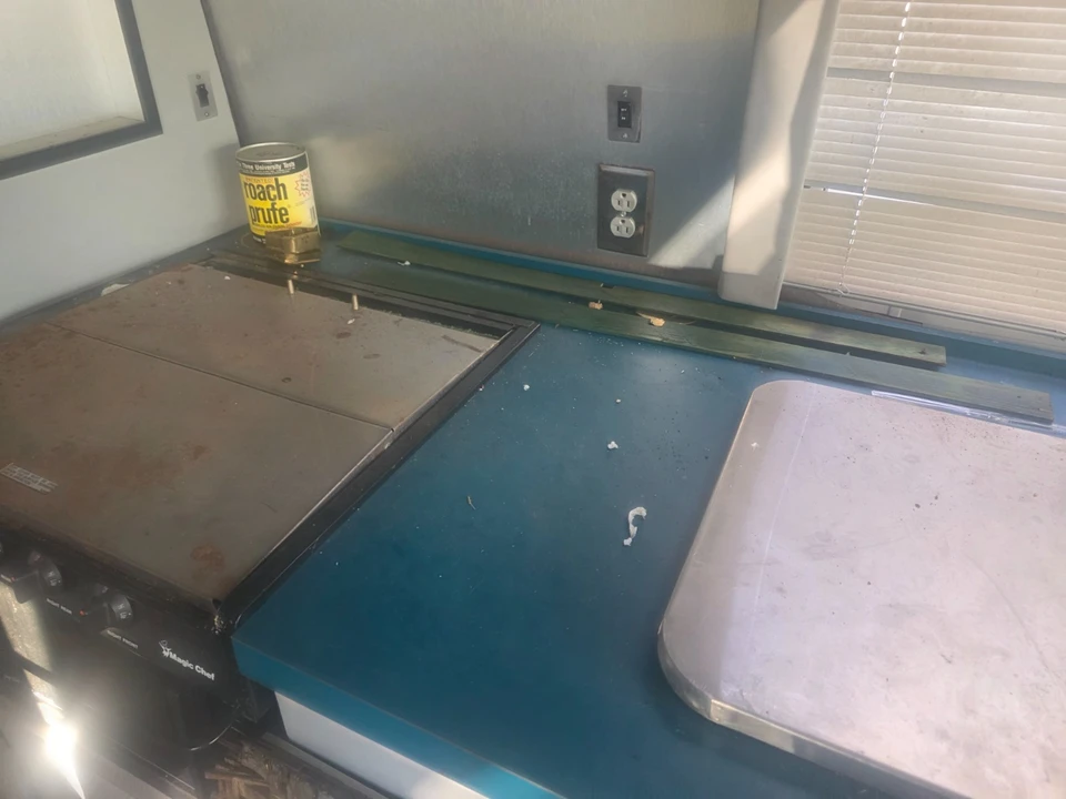 1974 GMC Motorhome - Image 13 of 20