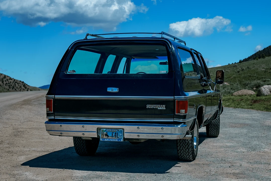 1974 GMC Suburban 7th Gen - Image 17 of 31