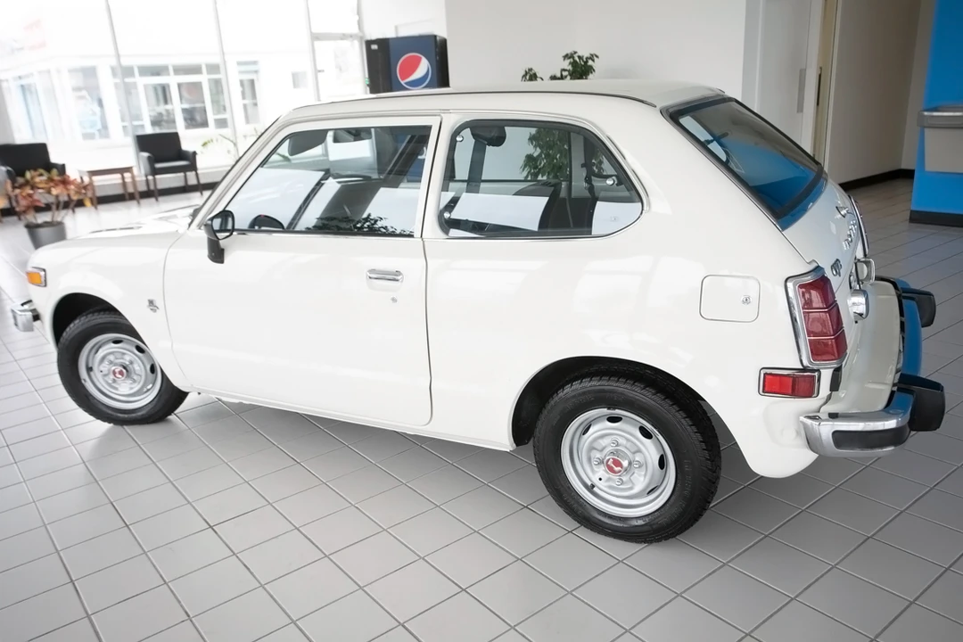 1974 Honda Civic 1st Gen - Image 4 of 31