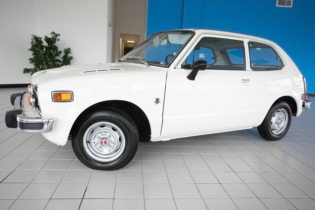 1974 Honda Civic 1st Gen - Image 10 of 31