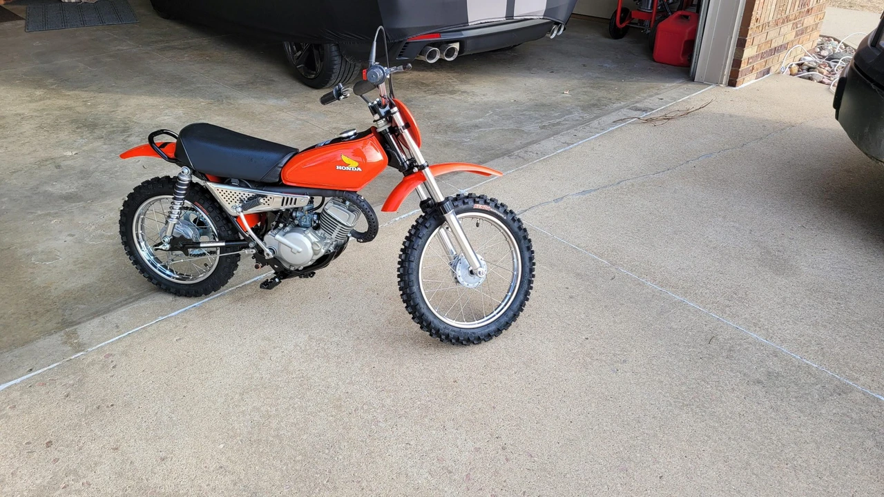 1974 Honda CR125M Elsinore - Image 2 of 31