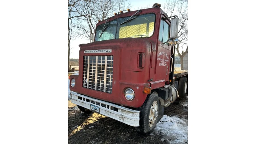 1974 International - Image 2 of 14