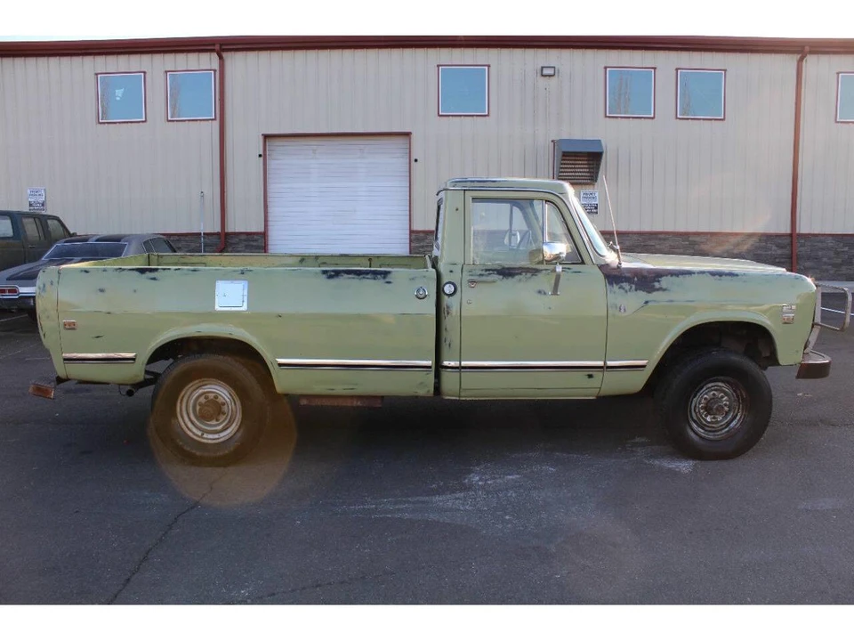 1974 International - Image 6 of 31