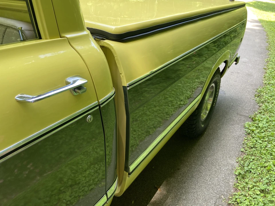 1974 International Harvester Pickup - Image 19 of 31