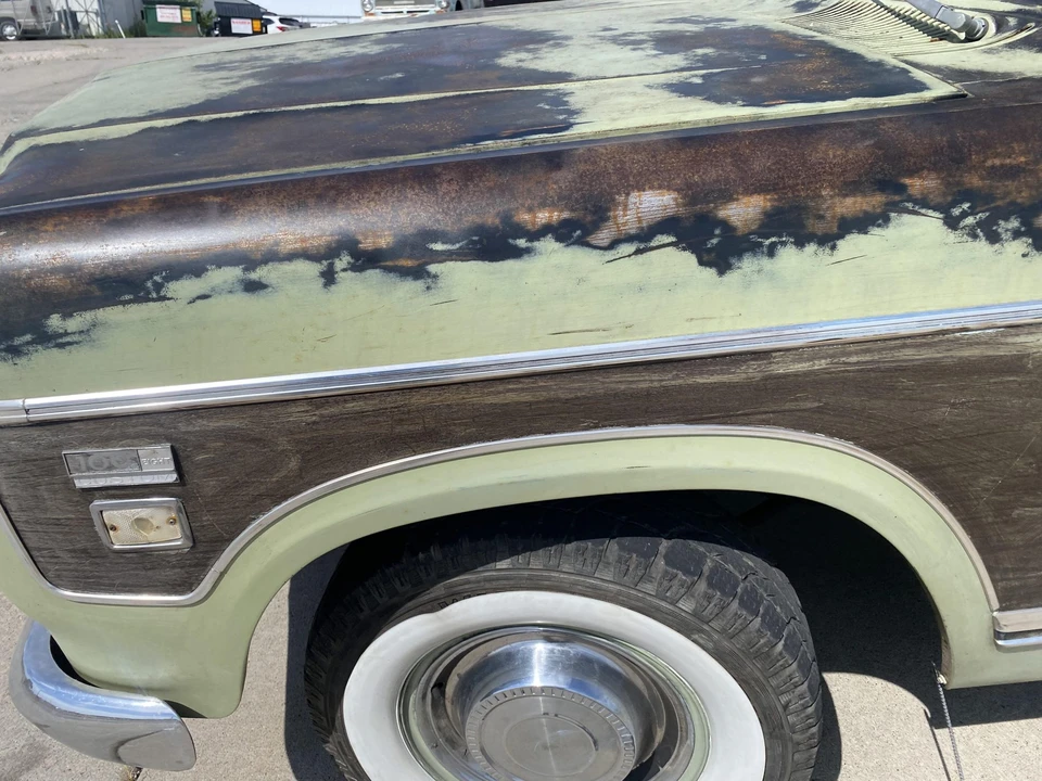 1974 International Harvester Travelall - Image 30 of 31