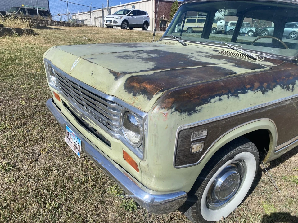 1974 International Harvester Travelall - Image 11 of 31