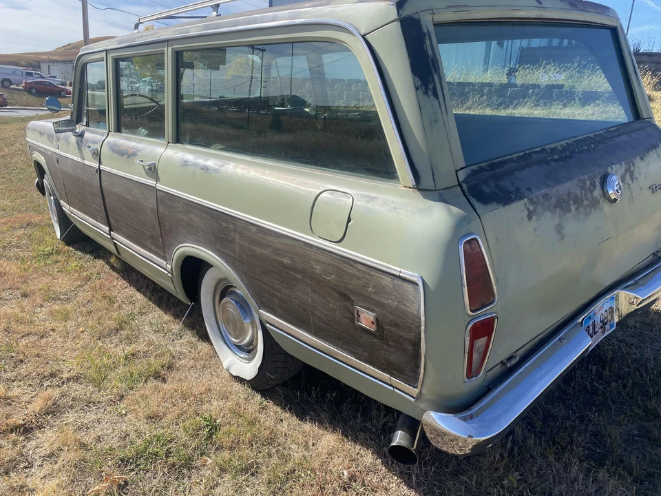 1974 International Harvester Travelall - Image 16 of 31