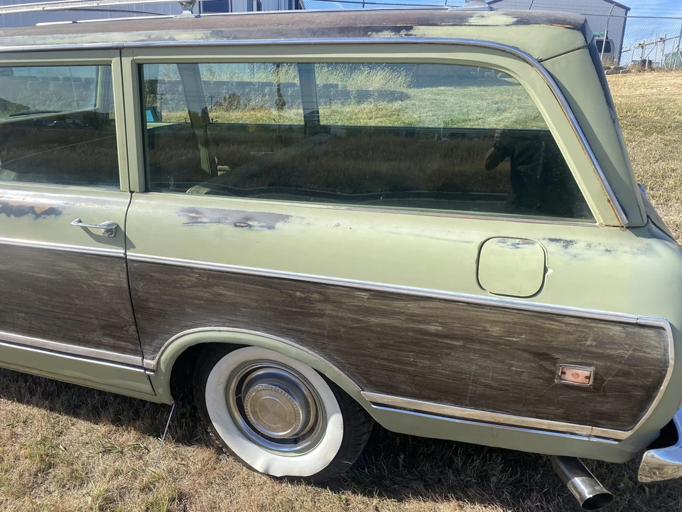 1974 International Harvester Travelall - Image 15 of 31