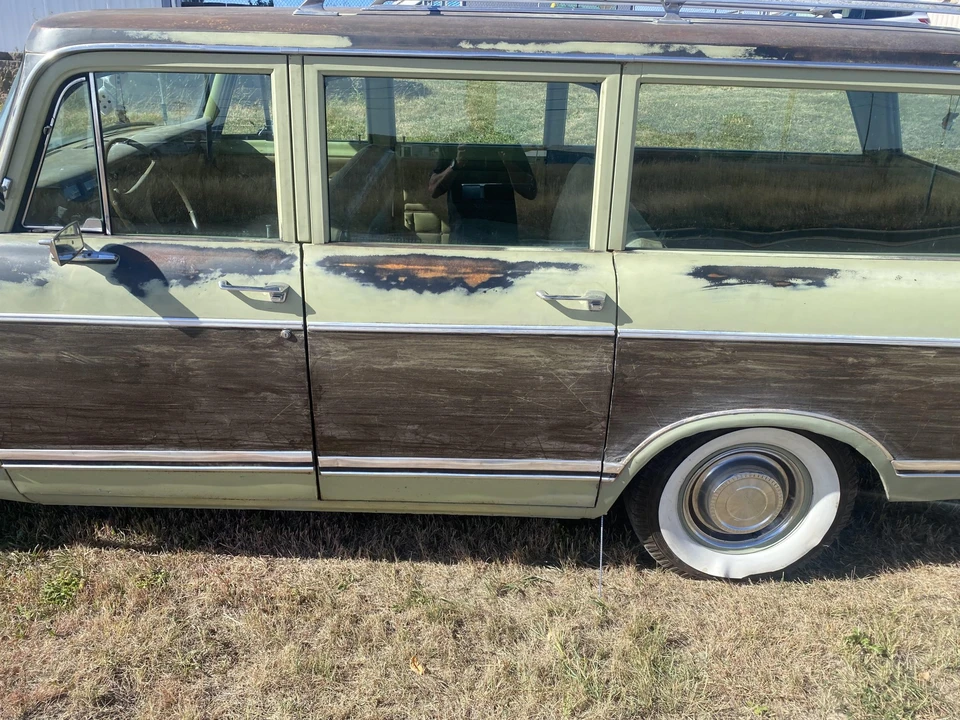 1974 International Harvester Travelall - Image 14 of 31