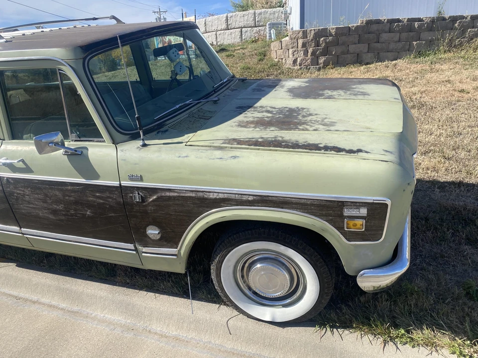 1974 International Harvester Travelall - Image 21 of 31