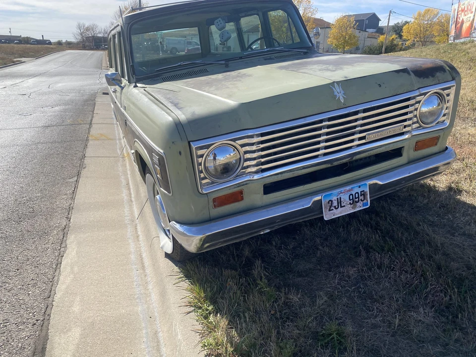 1974 International Harvester Travelall - Image 10 of 31
