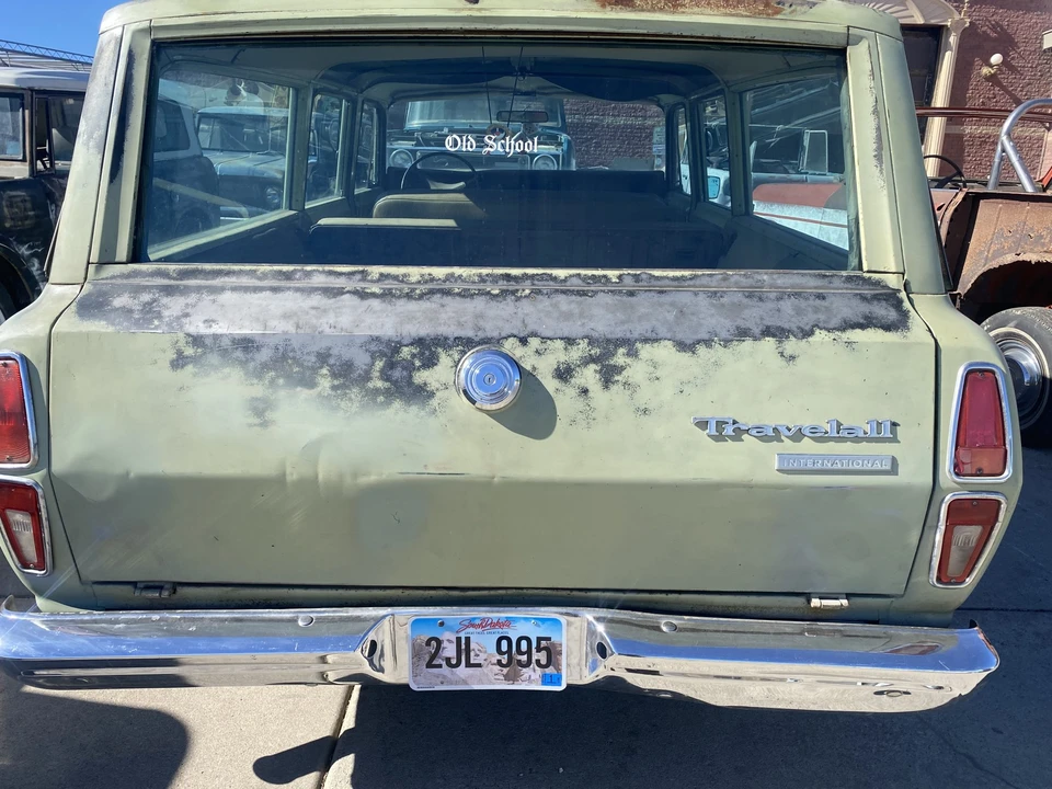 1974 International Harvester Travelall - Image 17 of 31