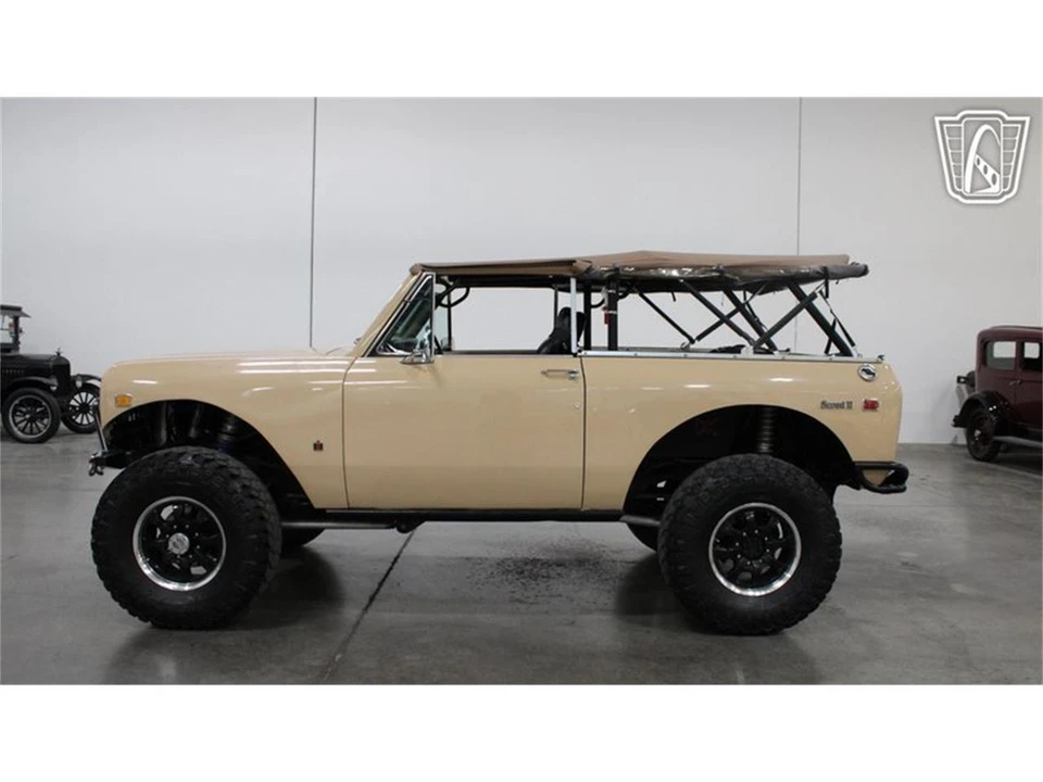 1974 International - Image 21 of 31