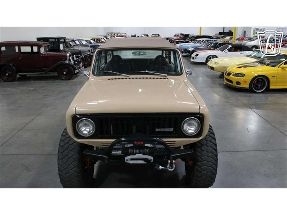 1974 International - Image 11 of 31