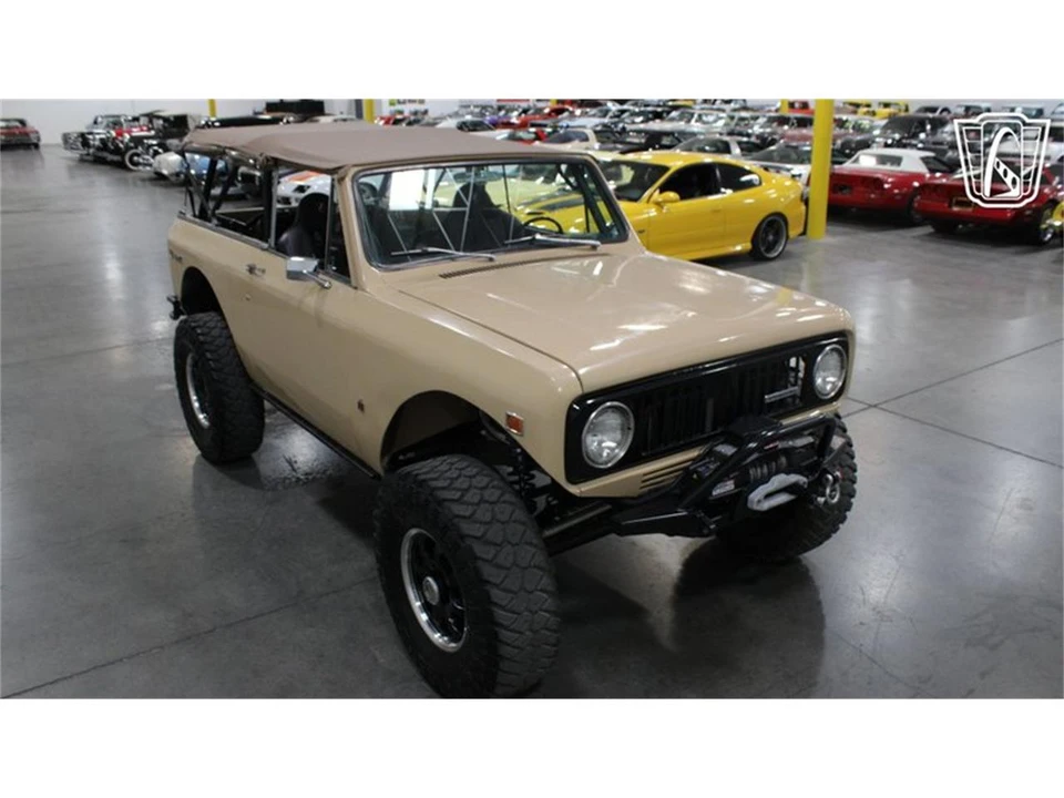 1974 International - Image 18 of 31