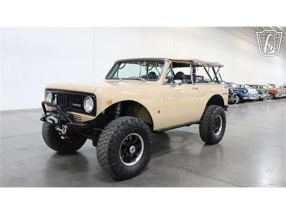 1974 International - Image 20 of 31