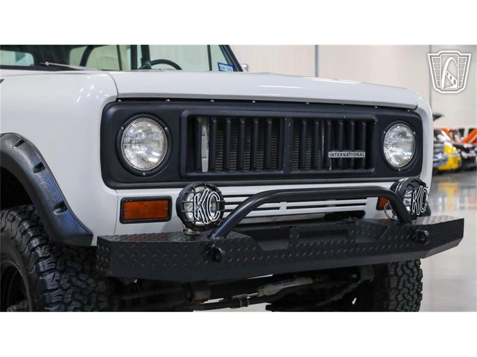 1974 International - Image 11 of 31