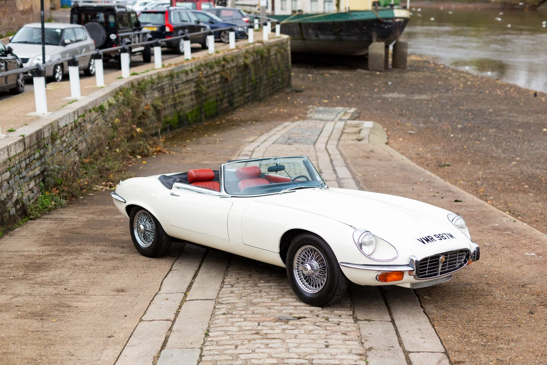 1974 Jaguar E-Type Series 3 V12 - Image 3 of 31