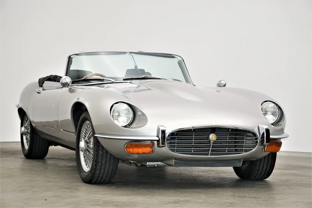 1974 Jaguar E-Type Series 3 V12 - Image 4 of 31