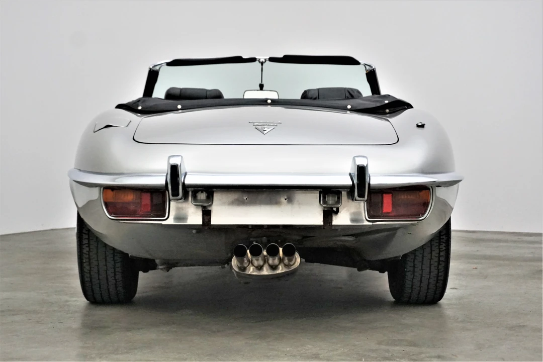 1974 Jaguar E-Type Series 3 V12 - Image 6 of 31