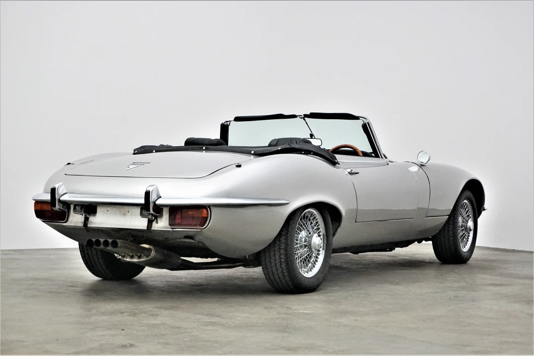 1974 Jaguar E-Type Series 3 V12 - Image 5 of 31