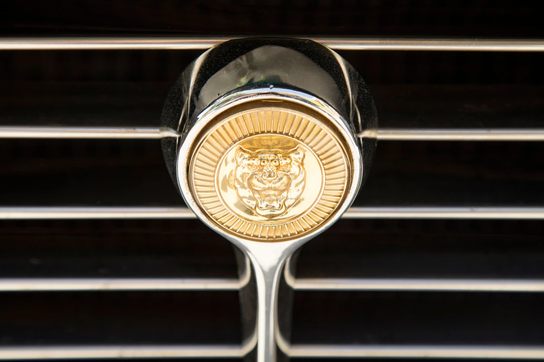 1974 Jaguar E-Type Series 3 V12 - Image 30 of 31