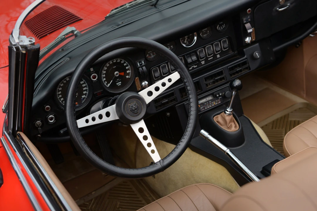 1974 Jaguar E-Type Series 3 V12 - Image 13 of 17