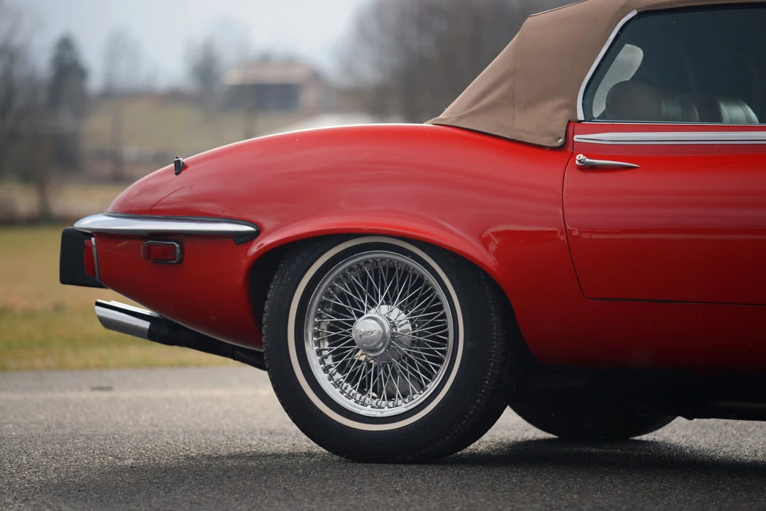 1974 Jaguar E-Type Series 3 V12 - Image 8 of 17