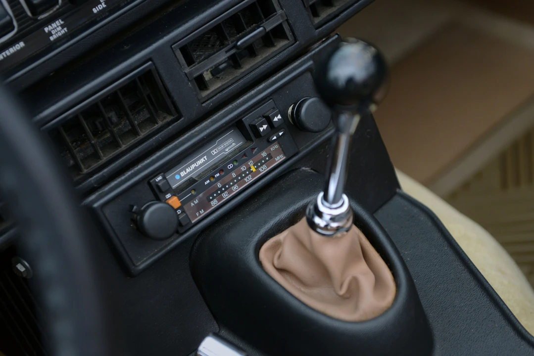 1974 Jaguar E-Type Series 3 V12 - Image 17 of 17