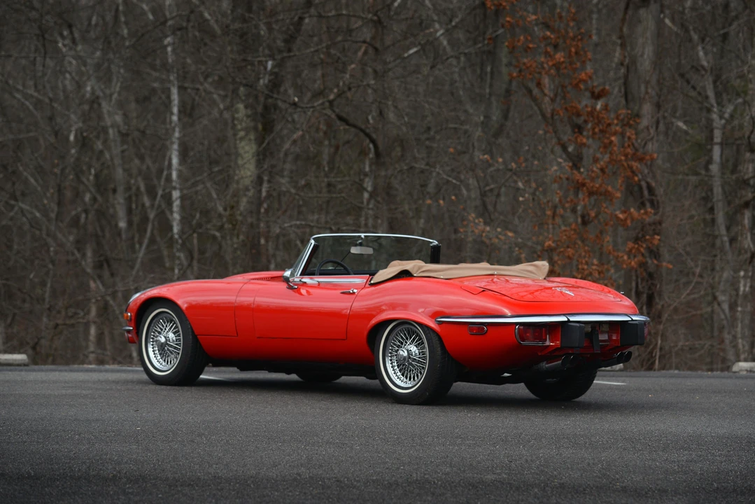1974 Jaguar E-Type Series 3 V12 - Image 2 of 17