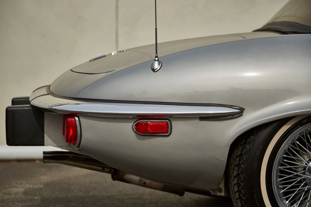 1974 Jaguar E-Type Series 3 V12 - Image 8 of 31
