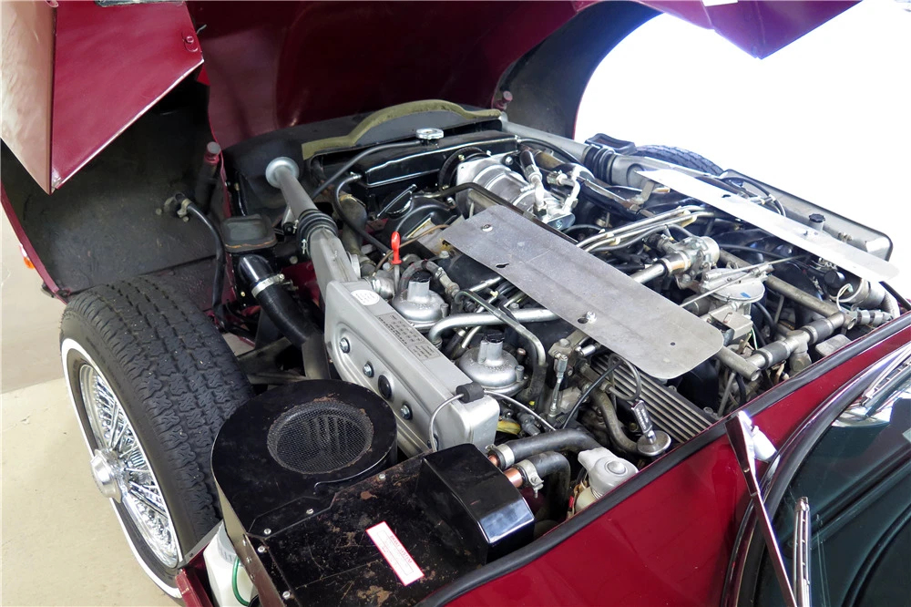 1974 Jaguar E-Type Series 3 V12 - Image 3 of 5