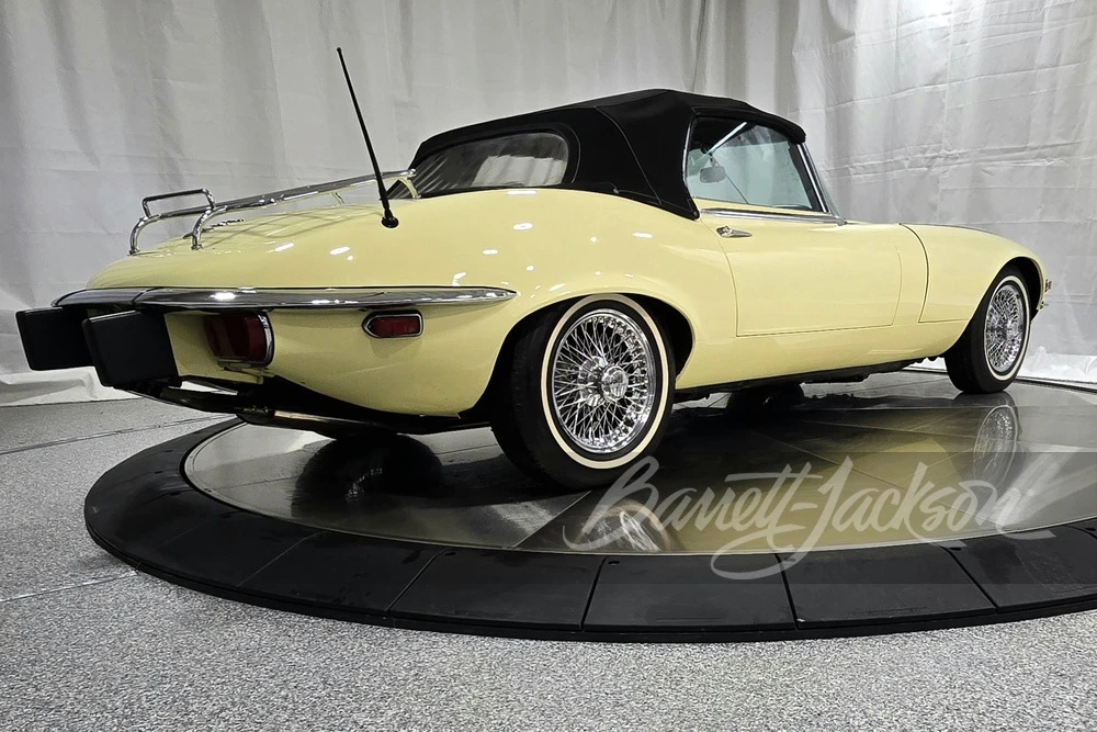 1974 Jaguar E-Type Series 3 V12 - Image 2 of 31
