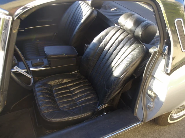 1974 Jaguar E-Type Series 3 V12 - Image 4 of 5
