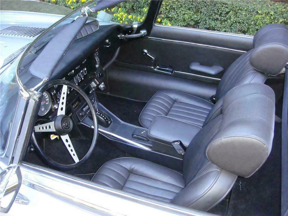 1974 Jaguar E-Type Series 3 V12 - Image 3 of 4