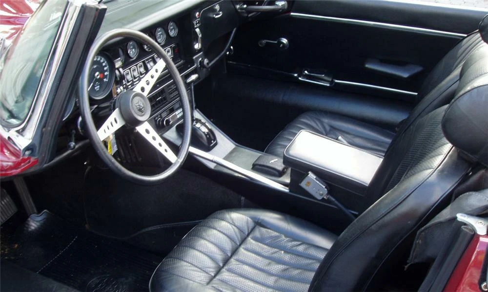 1974 Jaguar E-Type Series 3 V12 - Image 4 of 7