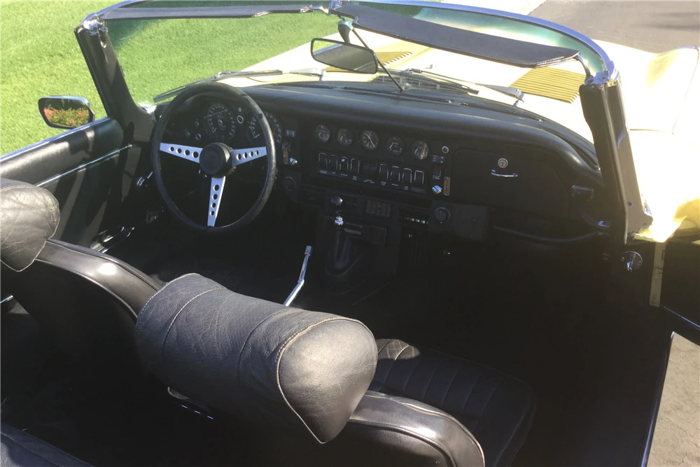 1974 Jaguar E-Type Series 3 V12 - Image 4 of 5