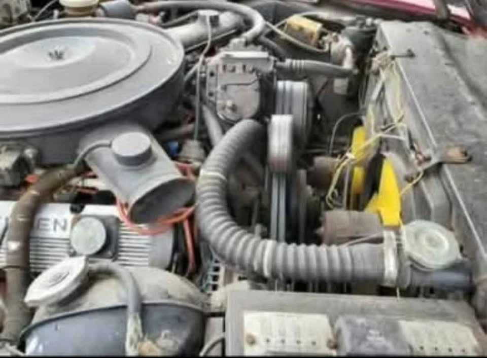 1974 Jensen Interceptor - Image 8 of 10