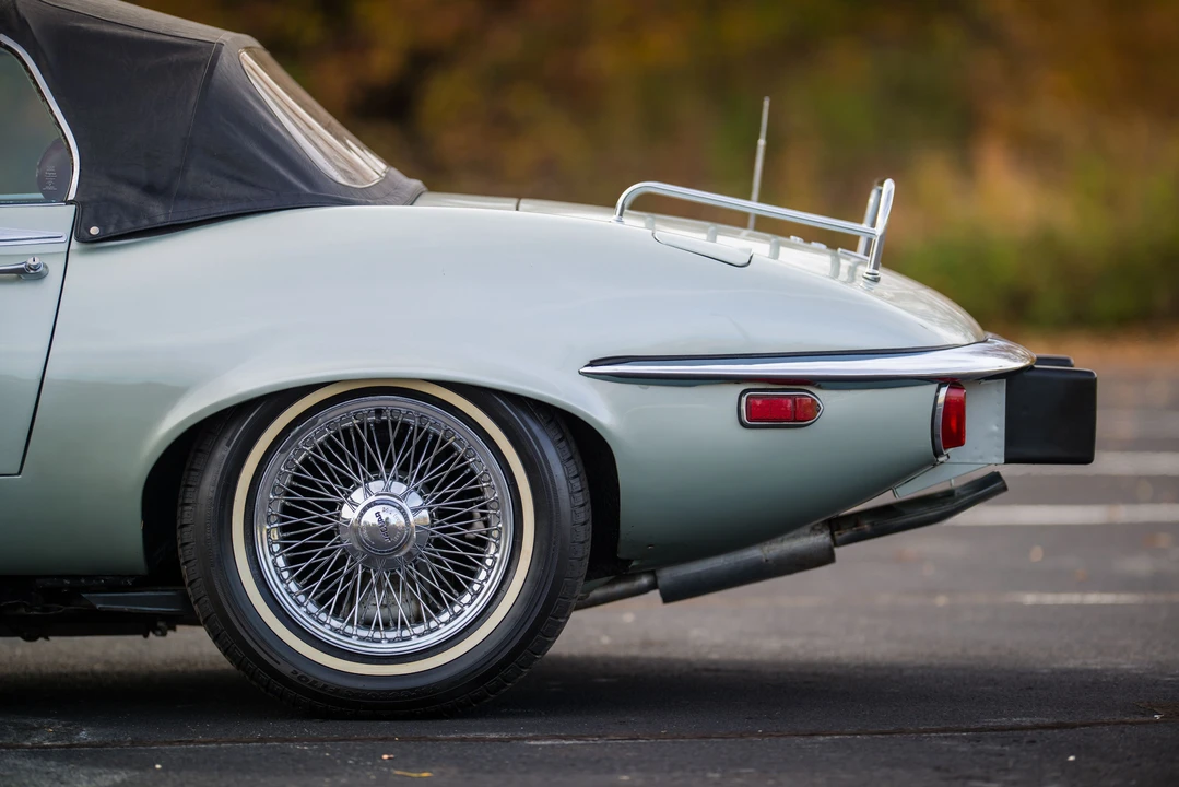 1974 Jaguar E-Type Series 3 V12 - Image 2 of 31